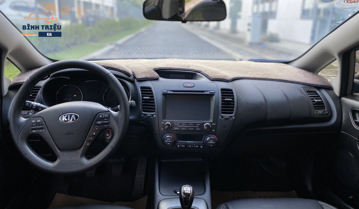 nội thất Kia K3 2015